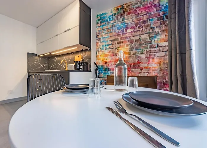 Solstice T2 Hypercentre Smarttv Wifi * Pamiers