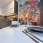 Solstice T2 Hypercentre Smarttv Wifi * Pamiers