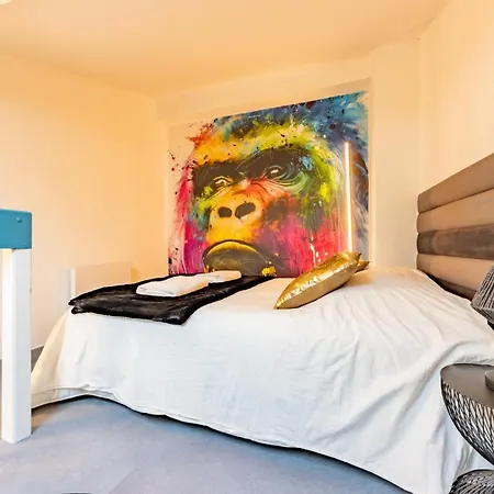 Solstice T2 Hypercentre Smarttv Wifi *